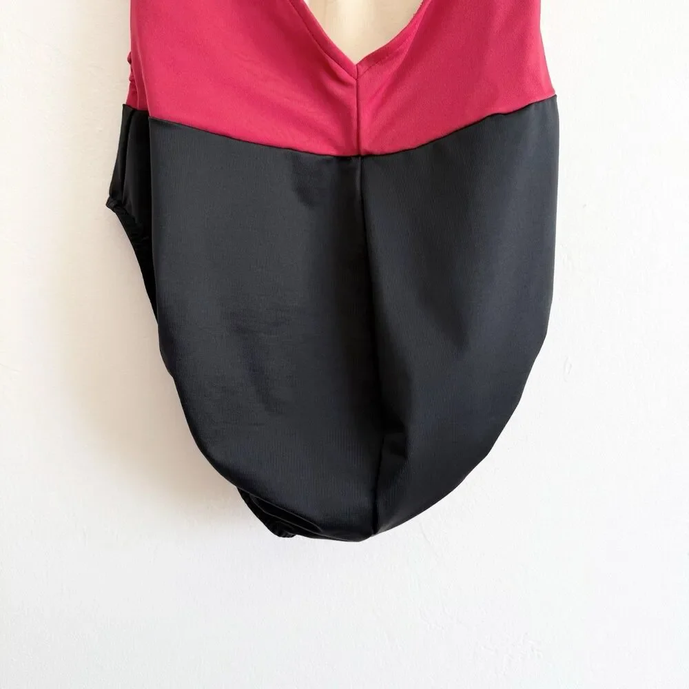 Miraclesuit Halter Top Tummy Control One Piece Swim in Black and Red Size 14